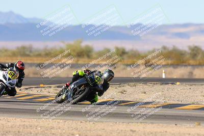 media/Nov-16-2024-CVMA (Sat) [[0e4bb1f32f]]/Race 9-Amateur Supersport Middleweight/